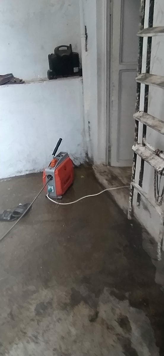 Su tesisatçısı servis çalışması
